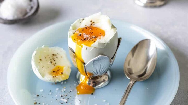 Soft-Boiled Eggs in an Egg Cooker