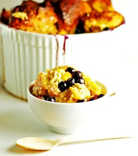 nectarine-and-blueberry-bread-pudding-07091