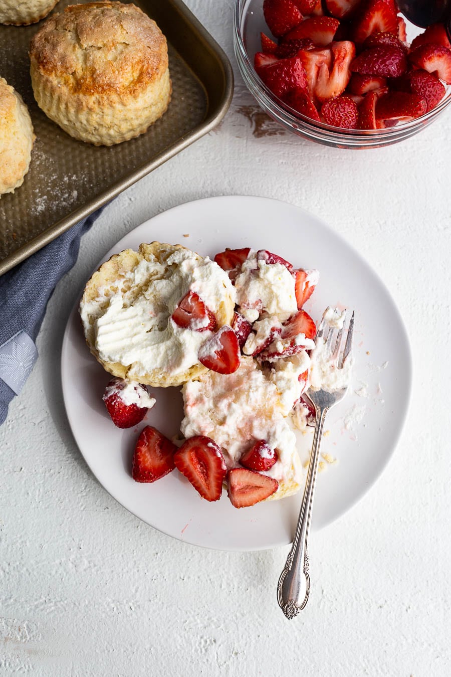 strawberry_shortcake_buttermilk_biscuits 
