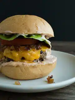 All American Cheese Burger | Chez Us