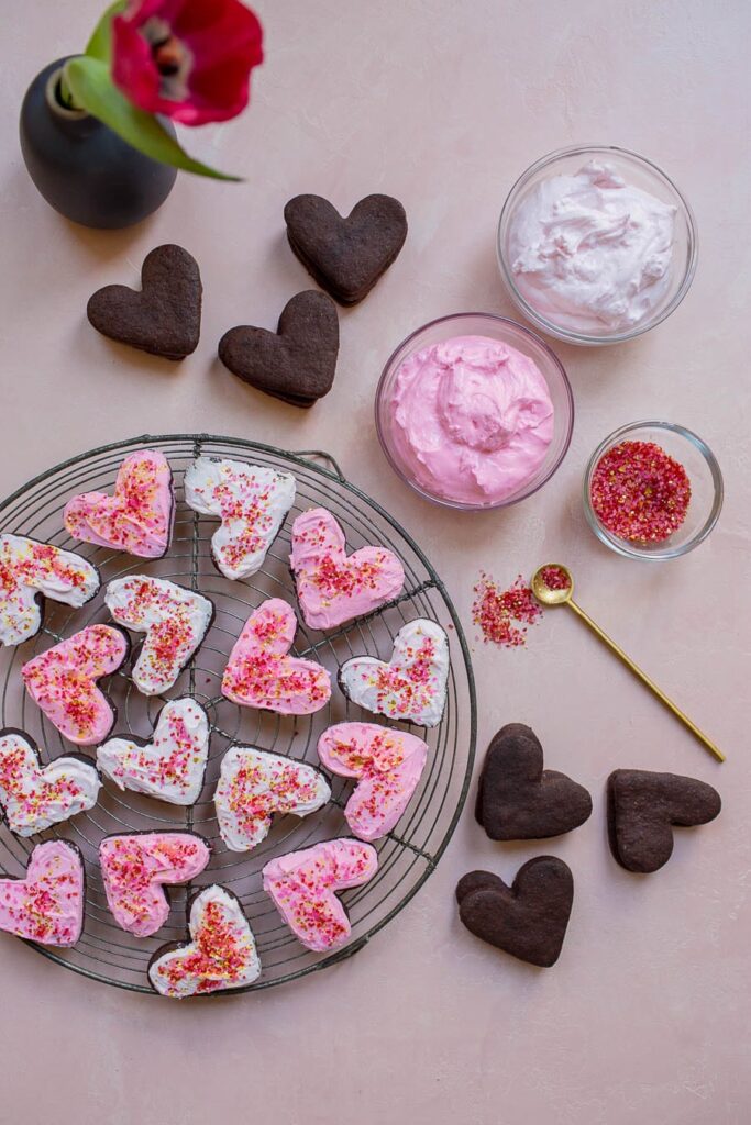 Valentine's Day Chocolate Sugar Cookies - Chez Us